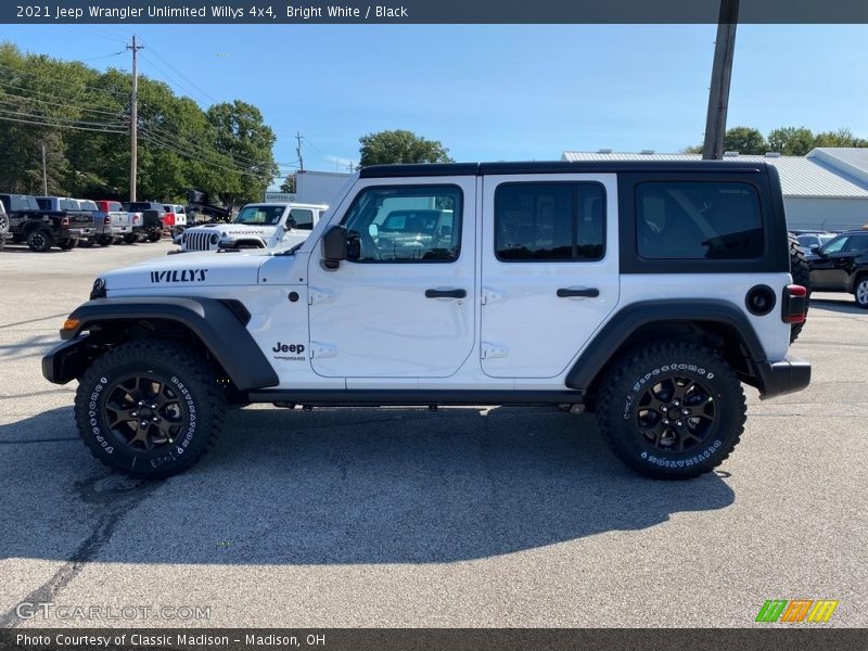 Bright White / Black 2021 Jeep Wrangler Unlimited Willys 4x4