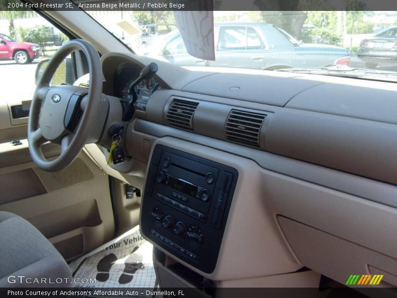 Arizona Beige Metallic / Pebble Beige 2004 Ford Freestar SE