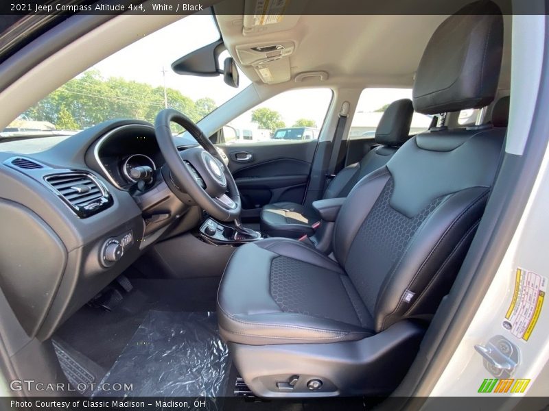 White / Black 2021 Jeep Compass Altitude 4x4