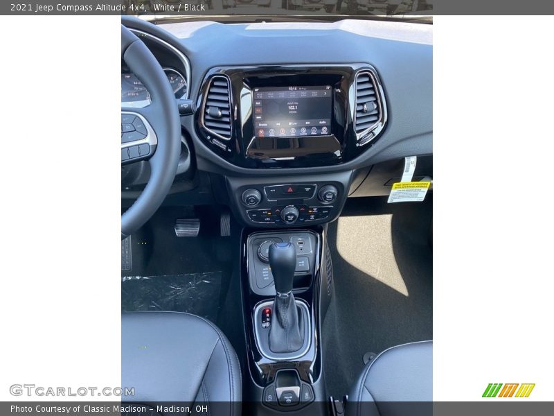 White / Black 2021 Jeep Compass Altitude 4x4