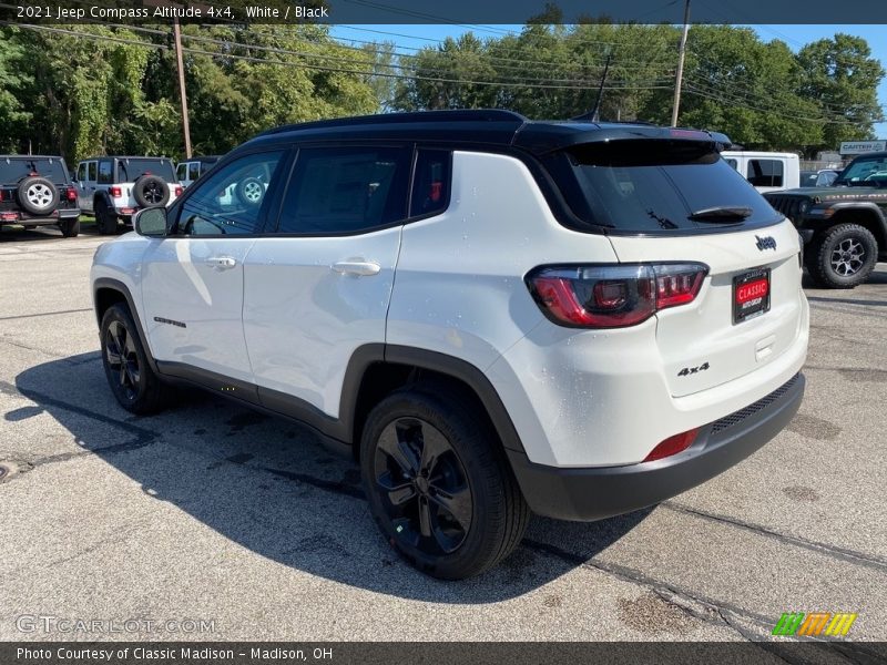 White / Black 2021 Jeep Compass Altitude 4x4