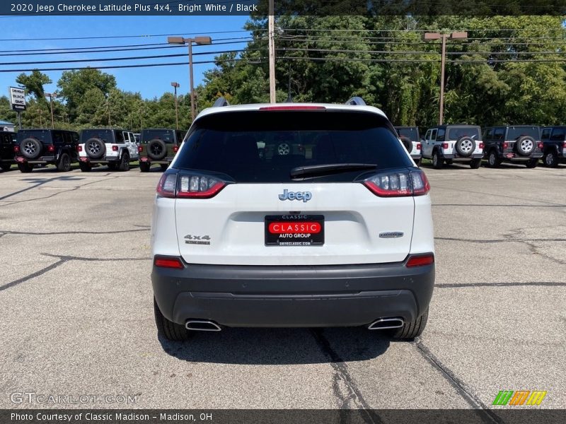 Bright White / Black 2020 Jeep Cherokee Latitude Plus 4x4