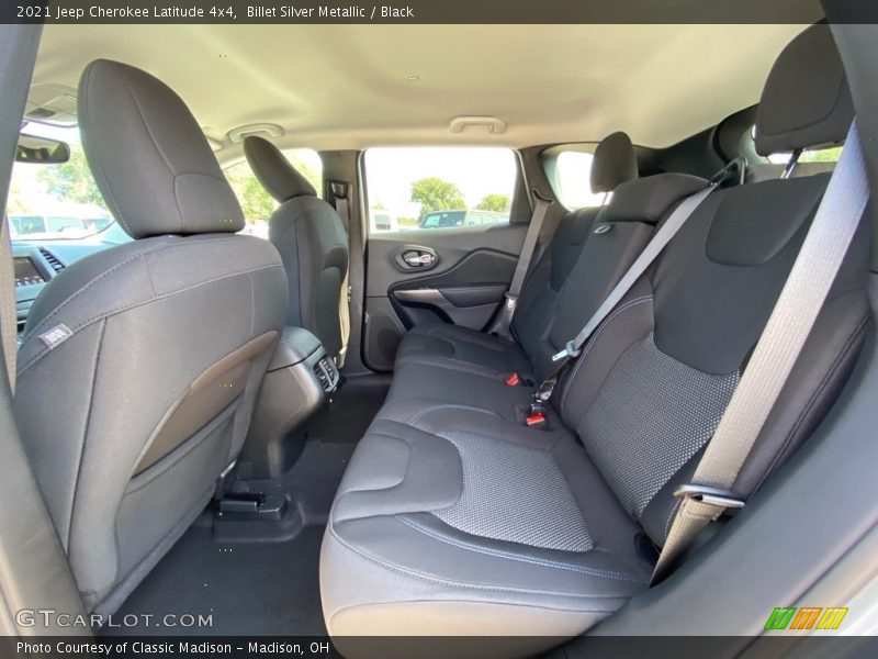 Billet Silver Metallic / Black 2021 Jeep Cherokee Latitude 4x4