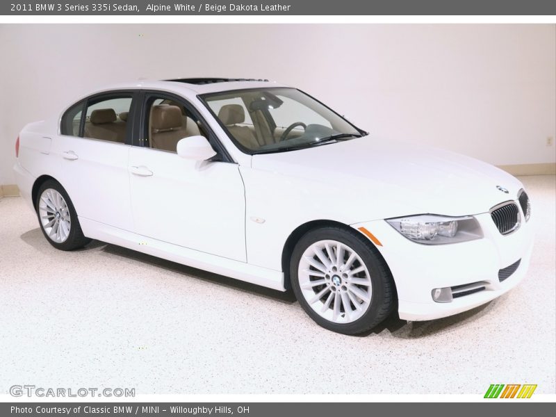 Alpine White / Beige Dakota Leather 2011 BMW 3 Series 335i Sedan