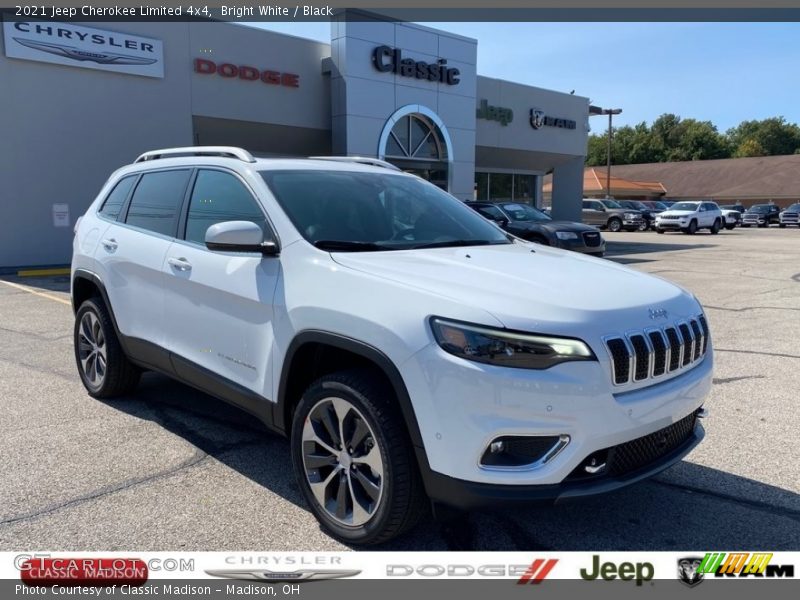 Bright White / Black 2021 Jeep Cherokee Limited 4x4