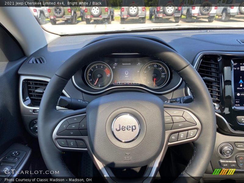 Bright White / Black 2021 Jeep Cherokee Limited 4x4