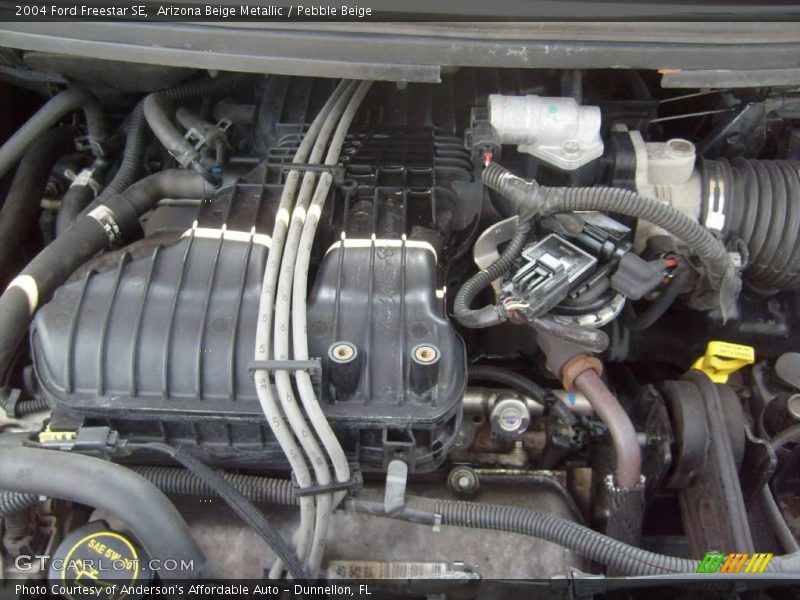 Arizona Beige Metallic / Pebble Beige 2004 Ford Freestar SE