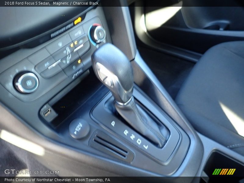Magnetic / Charcoal Black 2018 Ford Focus S Sedan