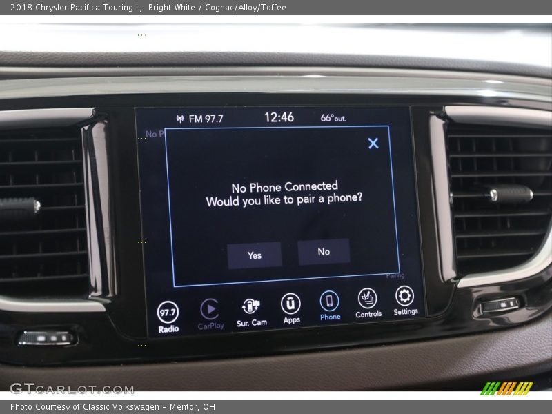 Bright White / Cognac/Alloy/Toffee 2018 Chrysler Pacifica Touring L