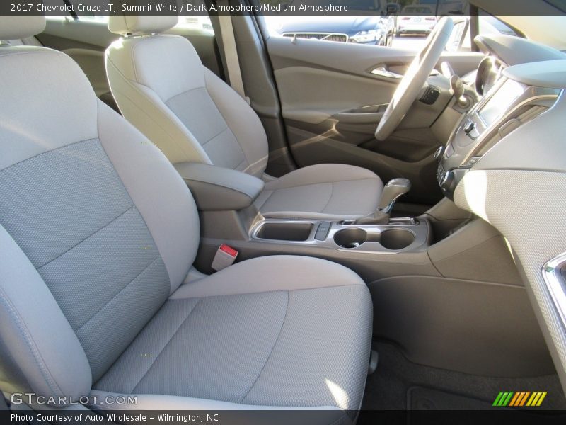 Summit White / Dark Atmosphere/Medium Atmosphere 2017 Chevrolet Cruze LT