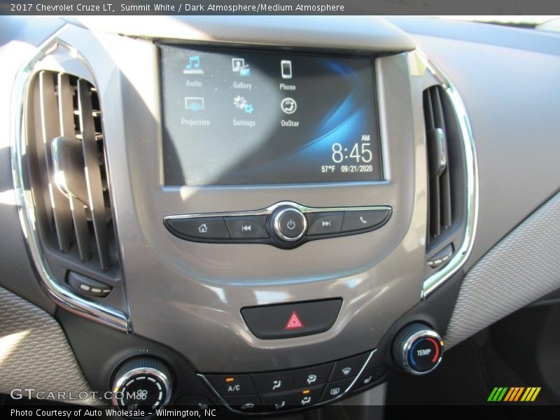 Summit White / Dark Atmosphere/Medium Atmosphere 2017 Chevrolet Cruze LT