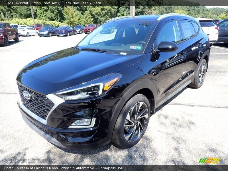 Front 3/4 View of 2021 Tucson Sport AWD