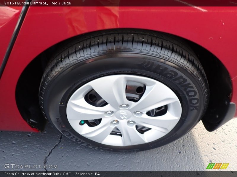 Red / Beige 2016 Hyundai Elantra SE