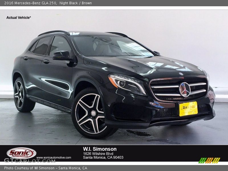 Night Black / Brown 2016 Mercedes-Benz GLA 250