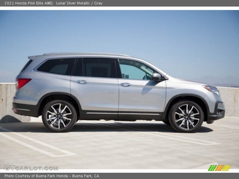 Lunar Silver Metallic / Gray 2021 Honda Pilot Elite AWD
