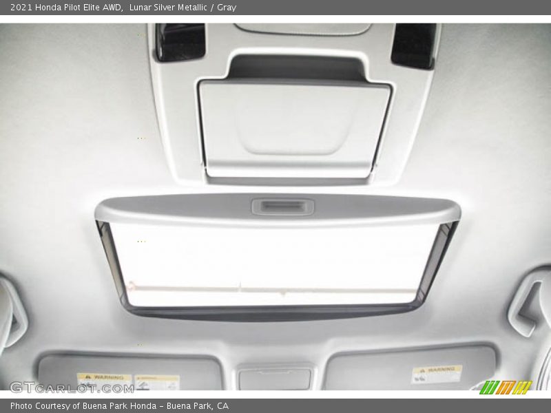 Lunar Silver Metallic / Gray 2021 Honda Pilot Elite AWD