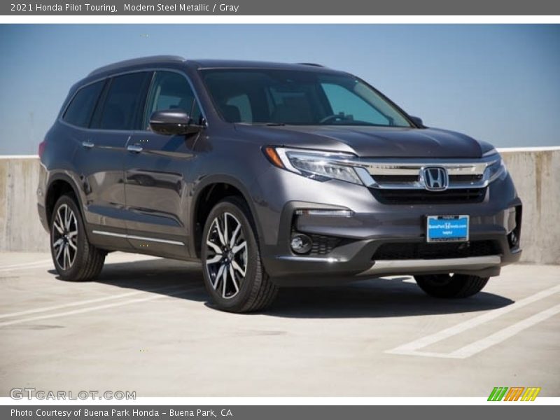 Modern Steel Metallic / Gray 2021 Honda Pilot Touring