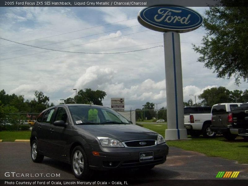 Liquid Grey Metallic / Charcoal/Charcoal 2005 Ford Focus ZX5 SES Hatchback