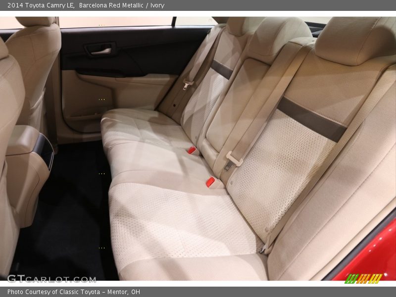 Barcelona Red Metallic / Ivory 2014 Toyota Camry LE