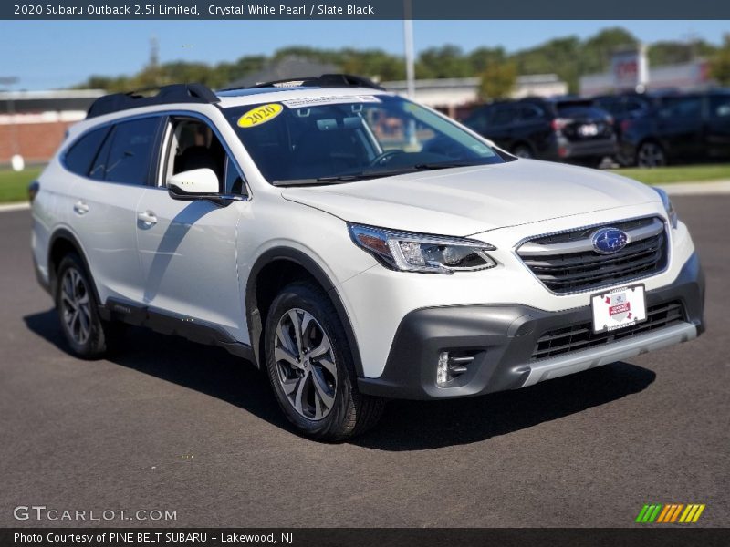 Front 3/4 View of 2020 Outback 2.5i Limited