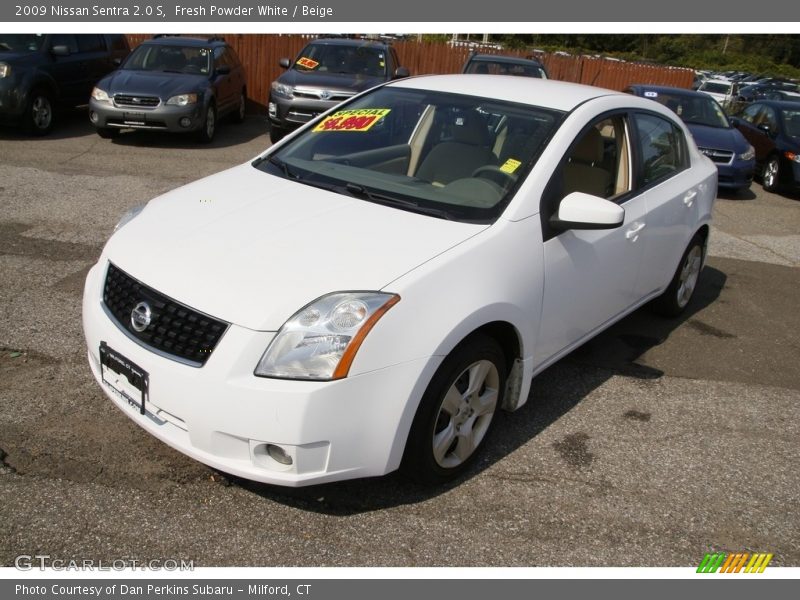 Fresh Powder White / Beige 2009 Nissan Sentra 2.0 S