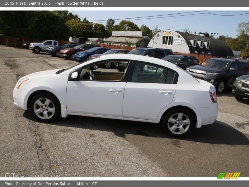 Fresh Powder White / Beige 2009 Nissan Sentra 2.0 S