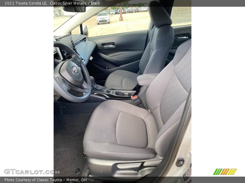 Classic Silver Metallic / Black 2021 Toyota Corolla LE