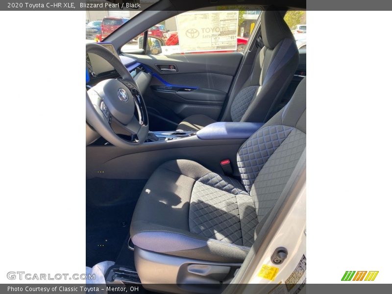 Blizzard Pearl / Black 2020 Toyota C-HR XLE
