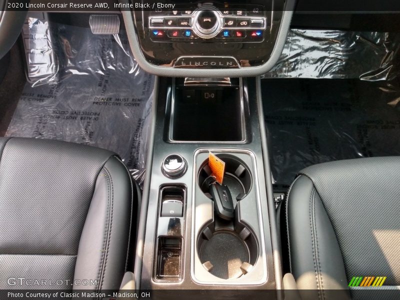  2020 Corsair Reserve AWD 8 Speed Automatic Shifter