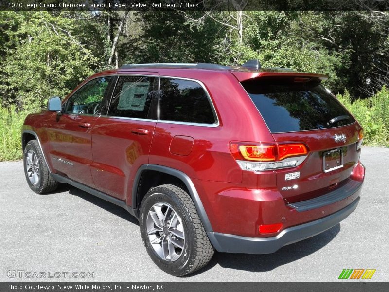 Velvet Red Pearl / Black 2020 Jeep Grand Cherokee Laredo E 4x4