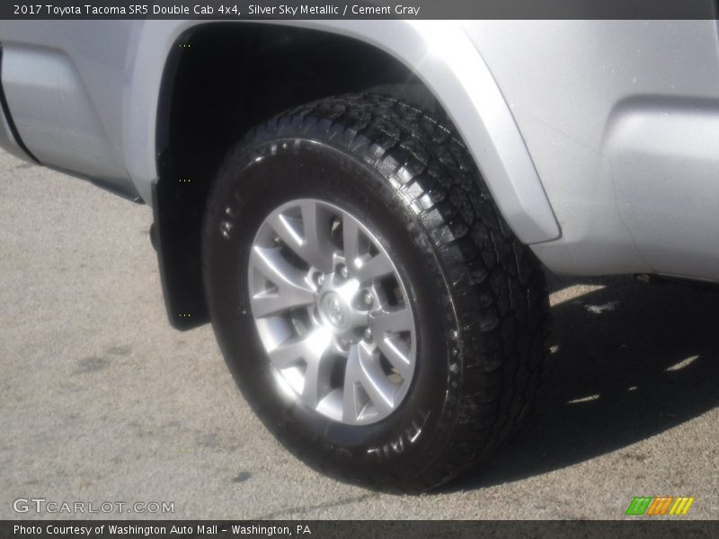 Silver Sky Metallic / Cement Gray 2017 Toyota Tacoma SR5 Double Cab 4x4