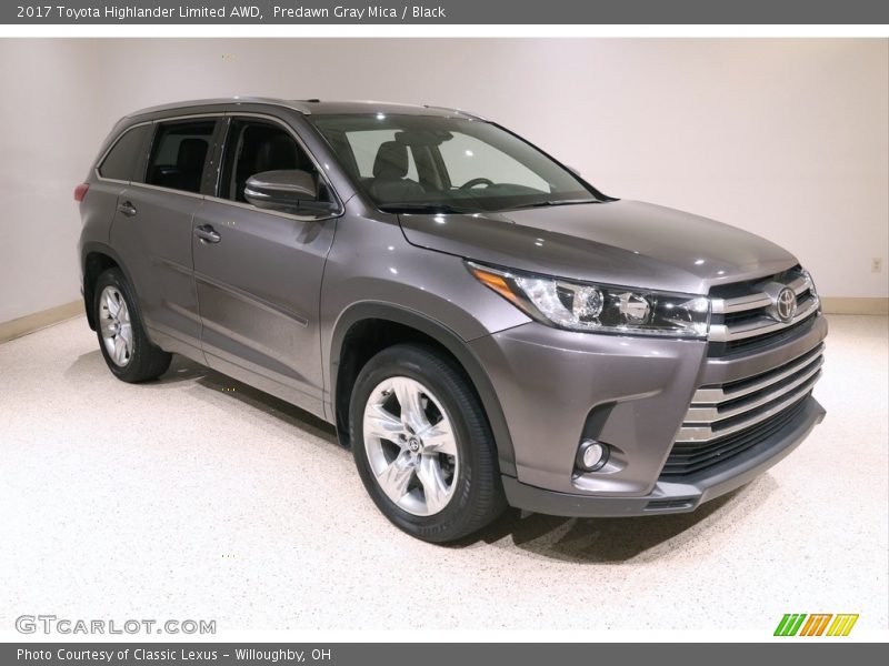 Front 3/4 View of 2017 Highlander Limited AWD