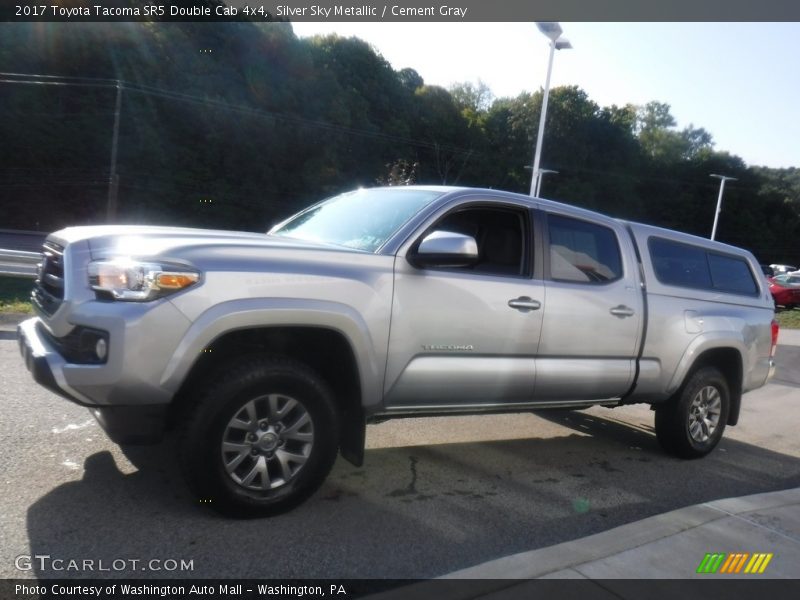 Silver Sky Metallic / Cement Gray 2017 Toyota Tacoma SR5 Double Cab 4x4