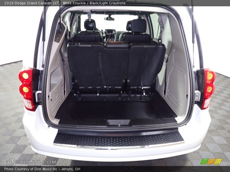 White Knuckle / Black/Light Graystone 2019 Dodge Grand Caravan SXT