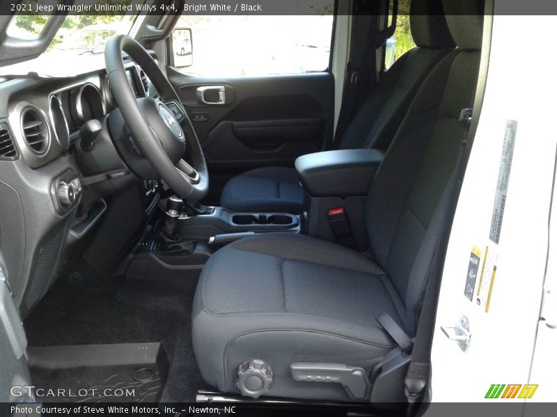 Bright White / Black 2021 Jeep Wrangler Unlimited Willys 4x4