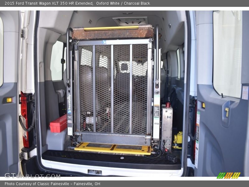 Oxford White / Charcoal Black 2015 Ford Transit Wagon XLT 350 HR Extended