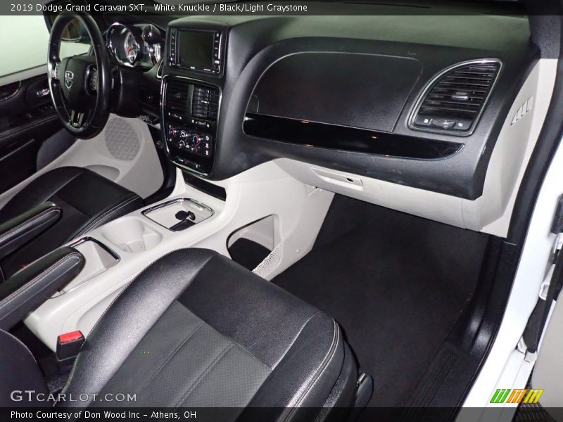 White Knuckle / Black/Light Graystone 2019 Dodge Grand Caravan SXT