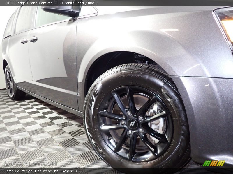 Granite Pearl / Black 2019 Dodge Grand Caravan GT