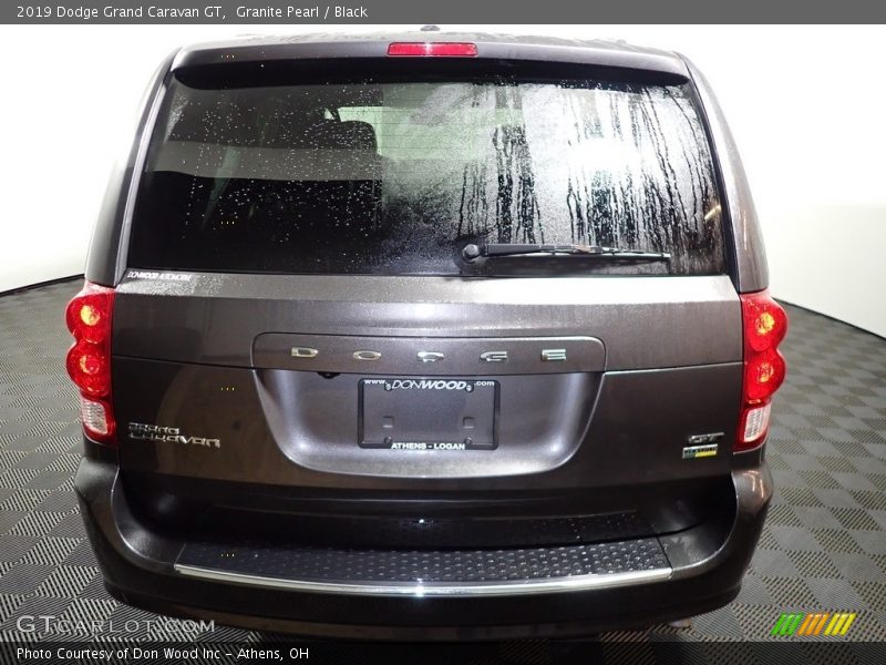 Granite Pearl / Black 2019 Dodge Grand Caravan GT