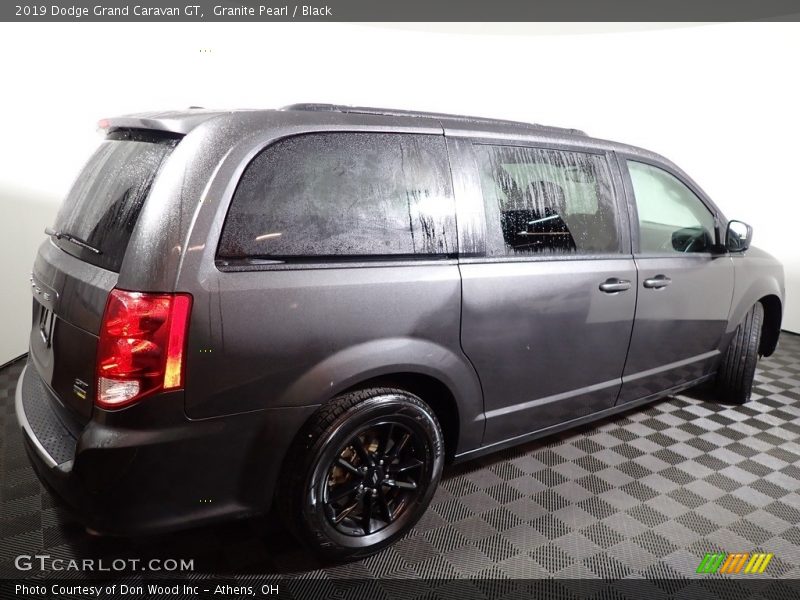Granite Pearl / Black 2019 Dodge Grand Caravan GT