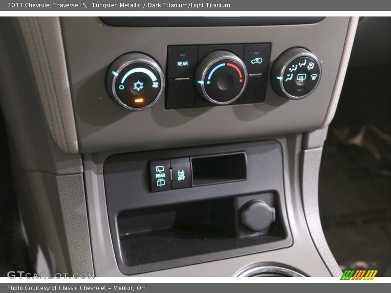 Controls of 2013 Traverse LS