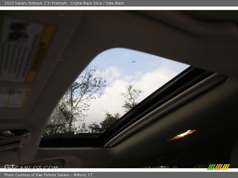Crystal Black Silica / Slate Black 2020 Subaru Outback 2.5i Premium