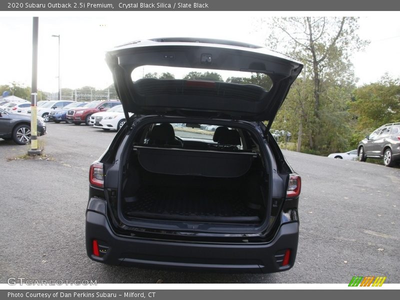 Crystal Black Silica / Slate Black 2020 Subaru Outback 2.5i Premium
