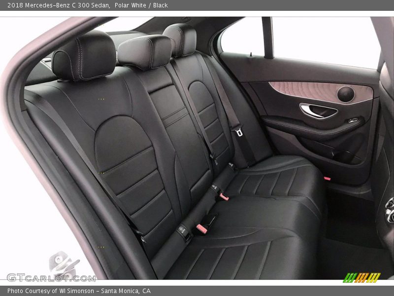Polar White / Black 2018 Mercedes-Benz C 300 Sedan