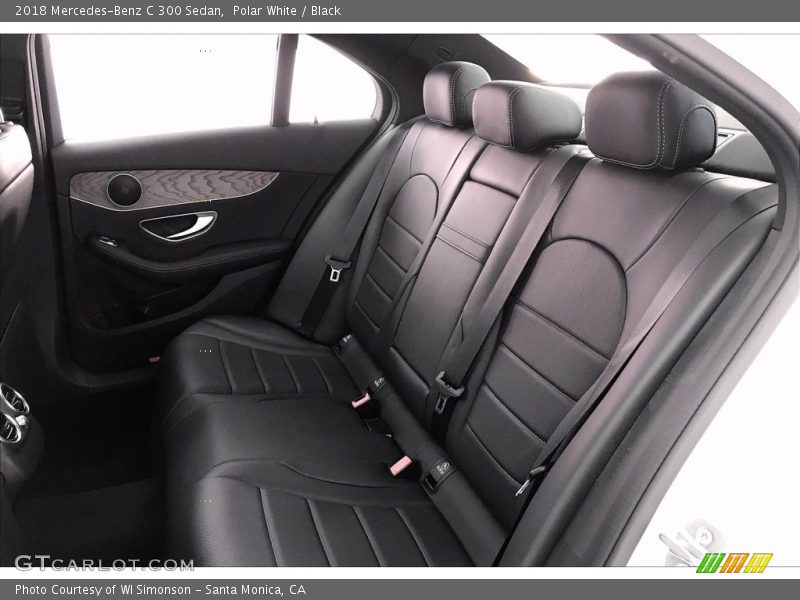Polar White / Black 2018 Mercedes-Benz C 300 Sedan