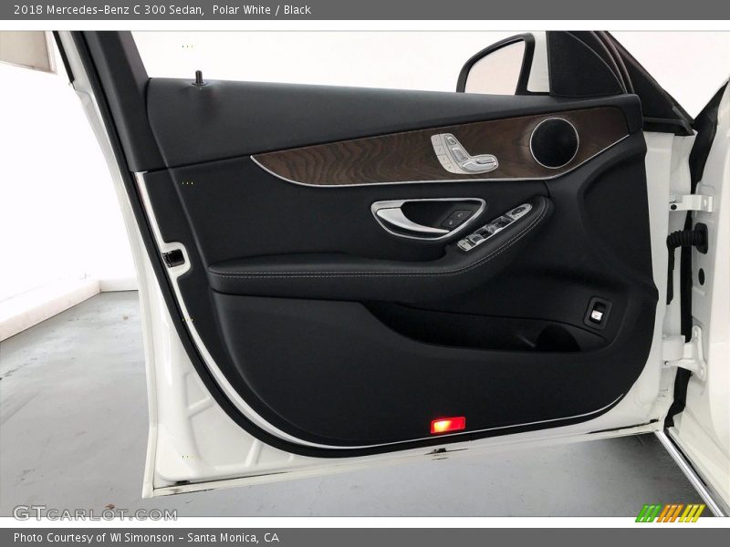 Polar White / Black 2018 Mercedes-Benz C 300 Sedan
