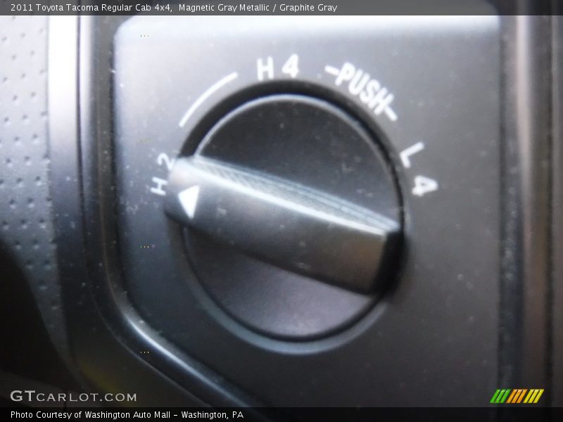 Magnetic Gray Metallic / Graphite Gray 2011 Toyota Tacoma Regular Cab 4x4