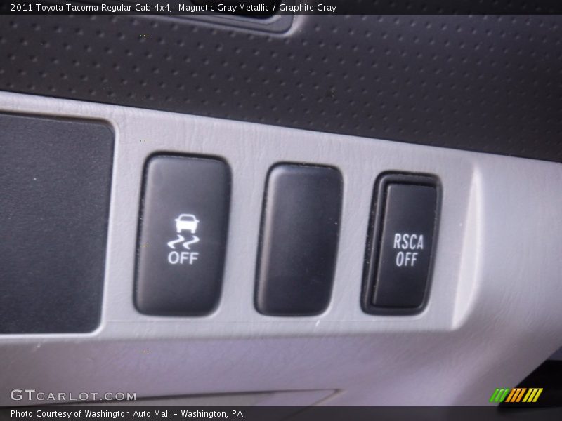 Magnetic Gray Metallic / Graphite Gray 2011 Toyota Tacoma Regular Cab 4x4