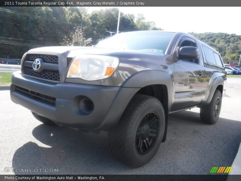 Magnetic Gray Metallic / Graphite Gray 2011 Toyota Tacoma Regular Cab 4x4