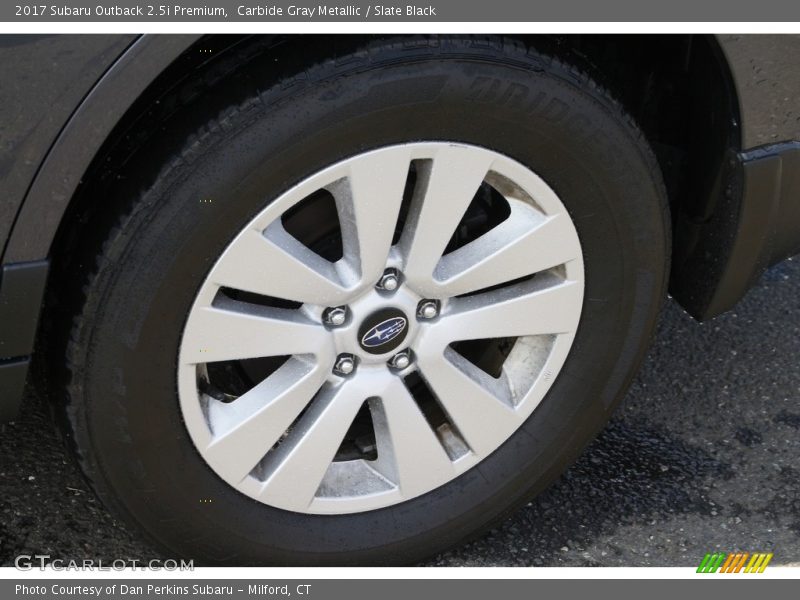 Carbide Gray Metallic / Slate Black 2017 Subaru Outback 2.5i Premium